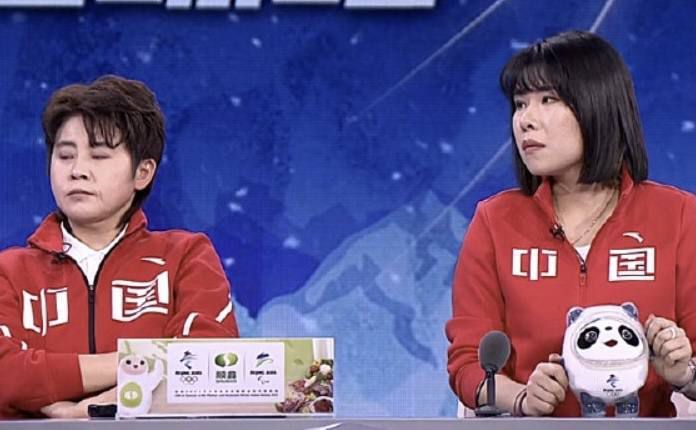 淫男乱女之小雄
